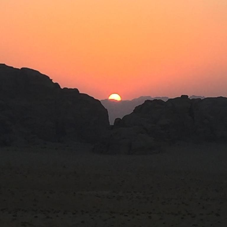 Wadi Rum Starlight Camp Eksteriør bilde